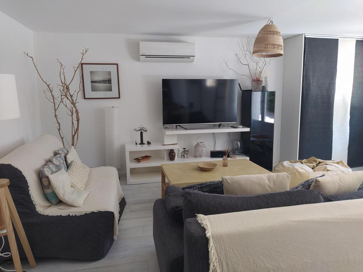 Les Mondes - Appartement Bas De Maison Ensues-la-Redonne Exterior photo